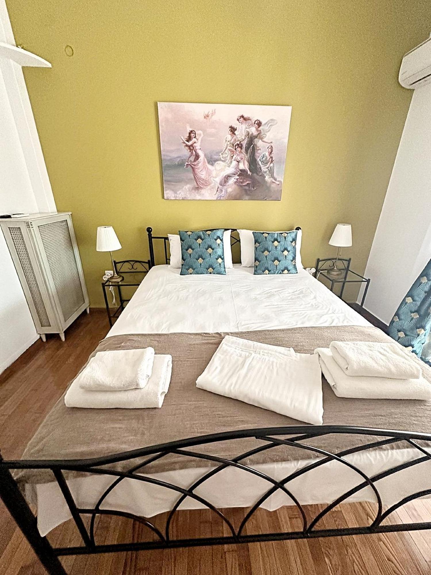 Check Point - Acropolis Retro Apartment เอเธนส์ ภายนอก รูปภาพ